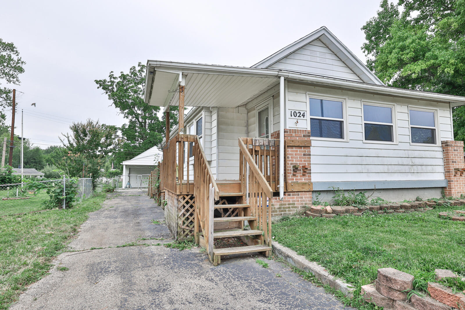 1024 Ansel Drive, Dayton, Ohio 45419