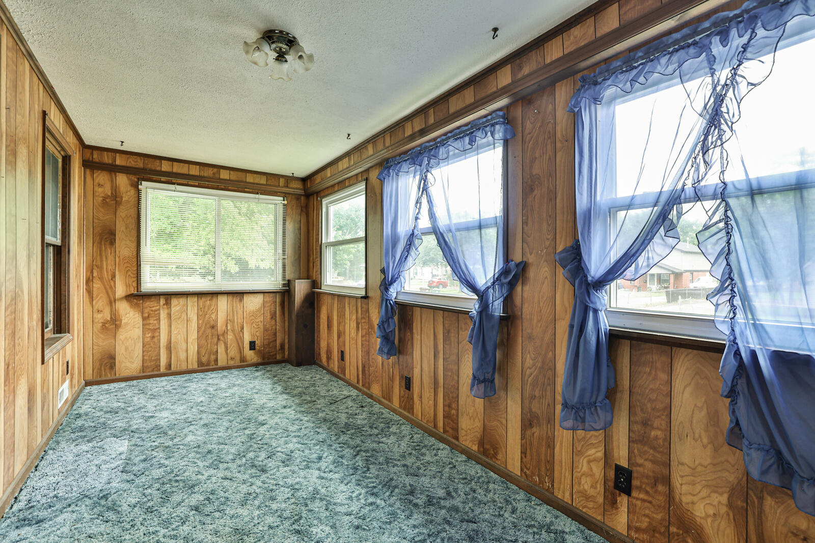 1024 Ansel Drive, Dayton, Ohio 45419