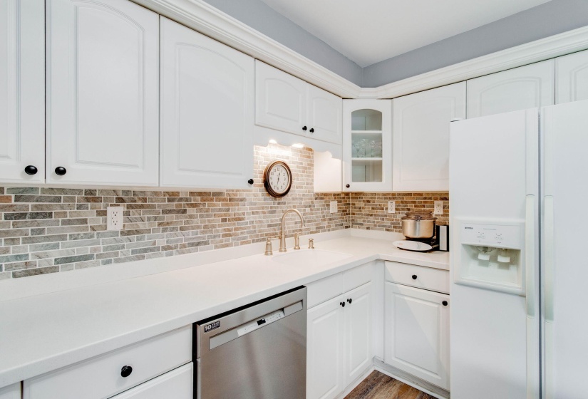 13-web-or-mls-2025 06 30 - 6471KindredSq