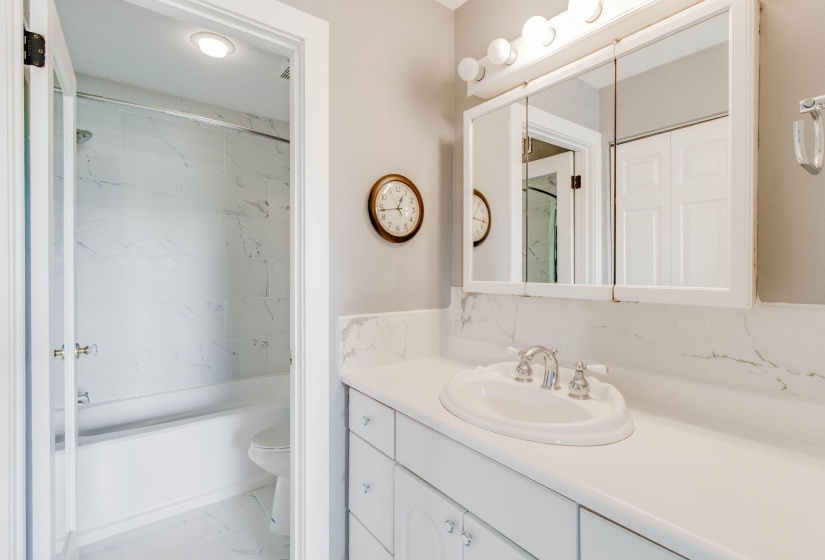 23-web-or-mls-2025 06 30 - 6471KindredSq