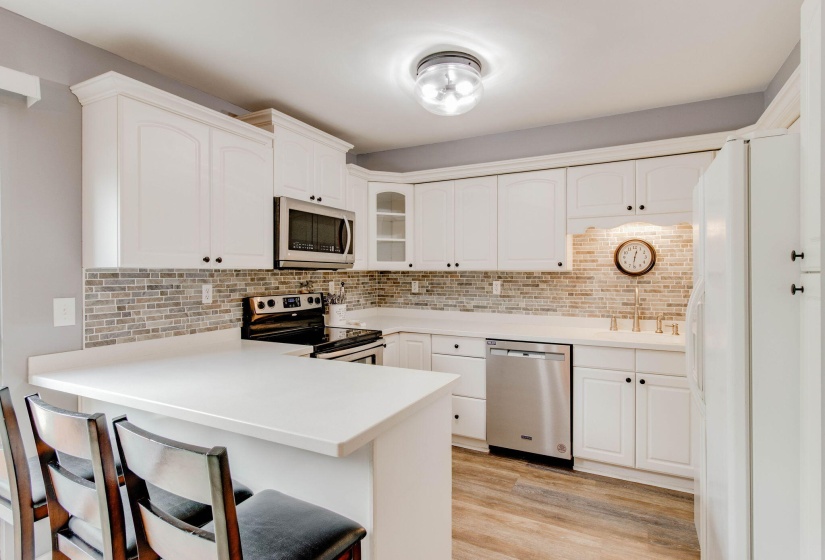 10-web-or-mls-2025 06 30 - 6471KindredSq