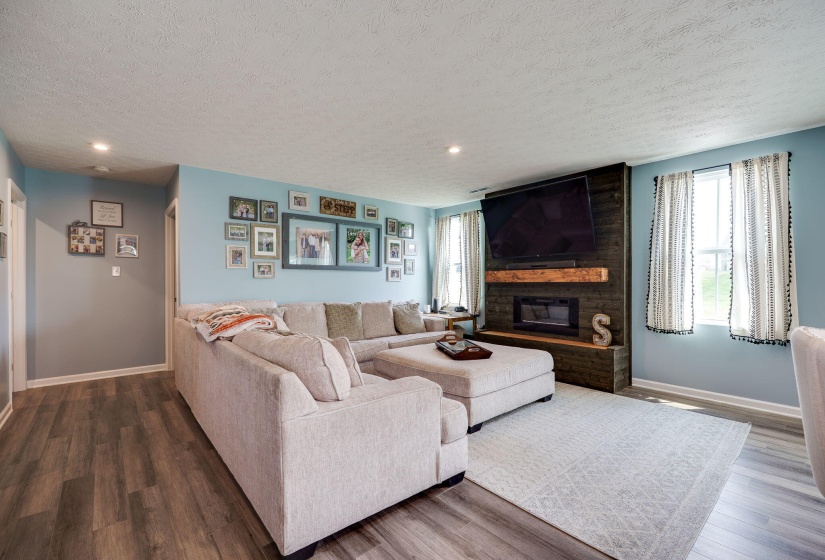 8-web-or-mls-119-rachel-ann-blvd