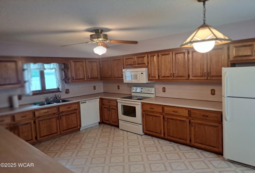 638 4th Street, Delphos, Ohio, 3 Bedrooms Bedrooms, ,1 BathroomBathrooms,Residential,For Sale,4th,307548