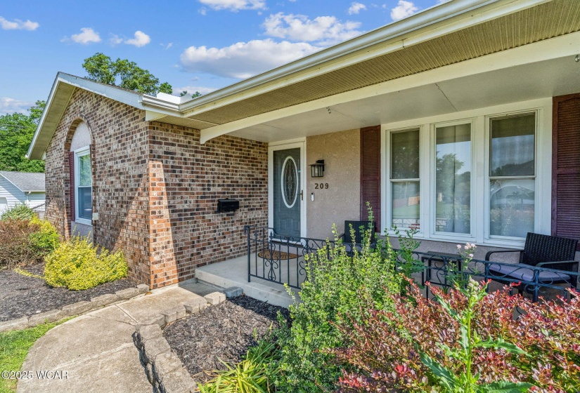 209 Barnsbury Drive, Lima, Ohio, 3 Bedrooms Bedrooms, ,3 BathroomsBathrooms,Residential,For Sale,Barnsbury,307462