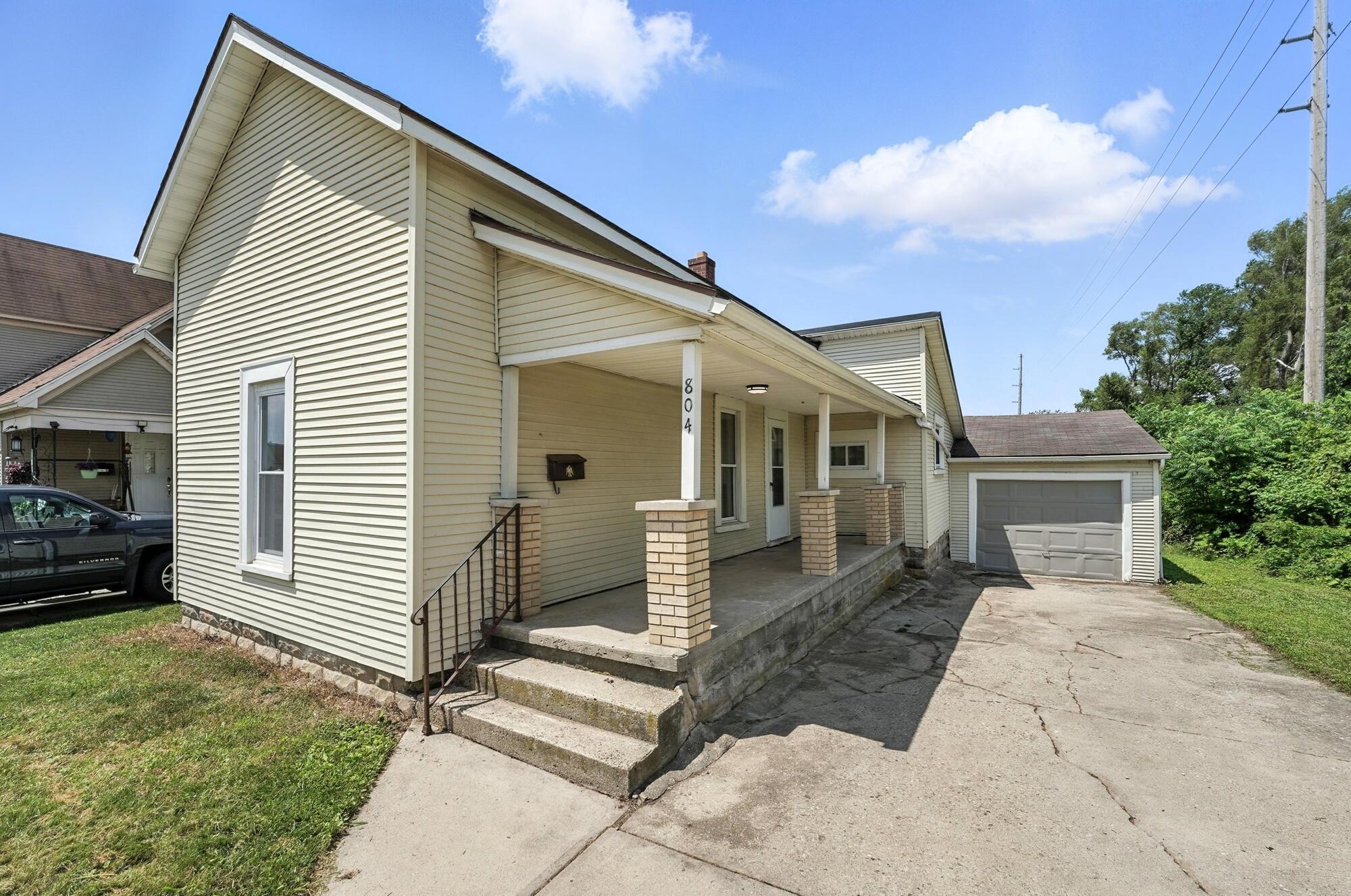 804 Walnut Street, Troy, Ohio 45373