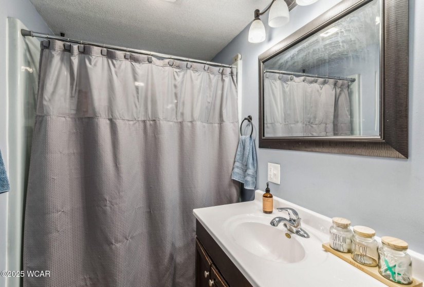 544 Hull Avenue, Findlay, Ohio, 3 Bedrooms Bedrooms, ,2 BathroomsBathrooms,Residential,For Sale,Hull,307551