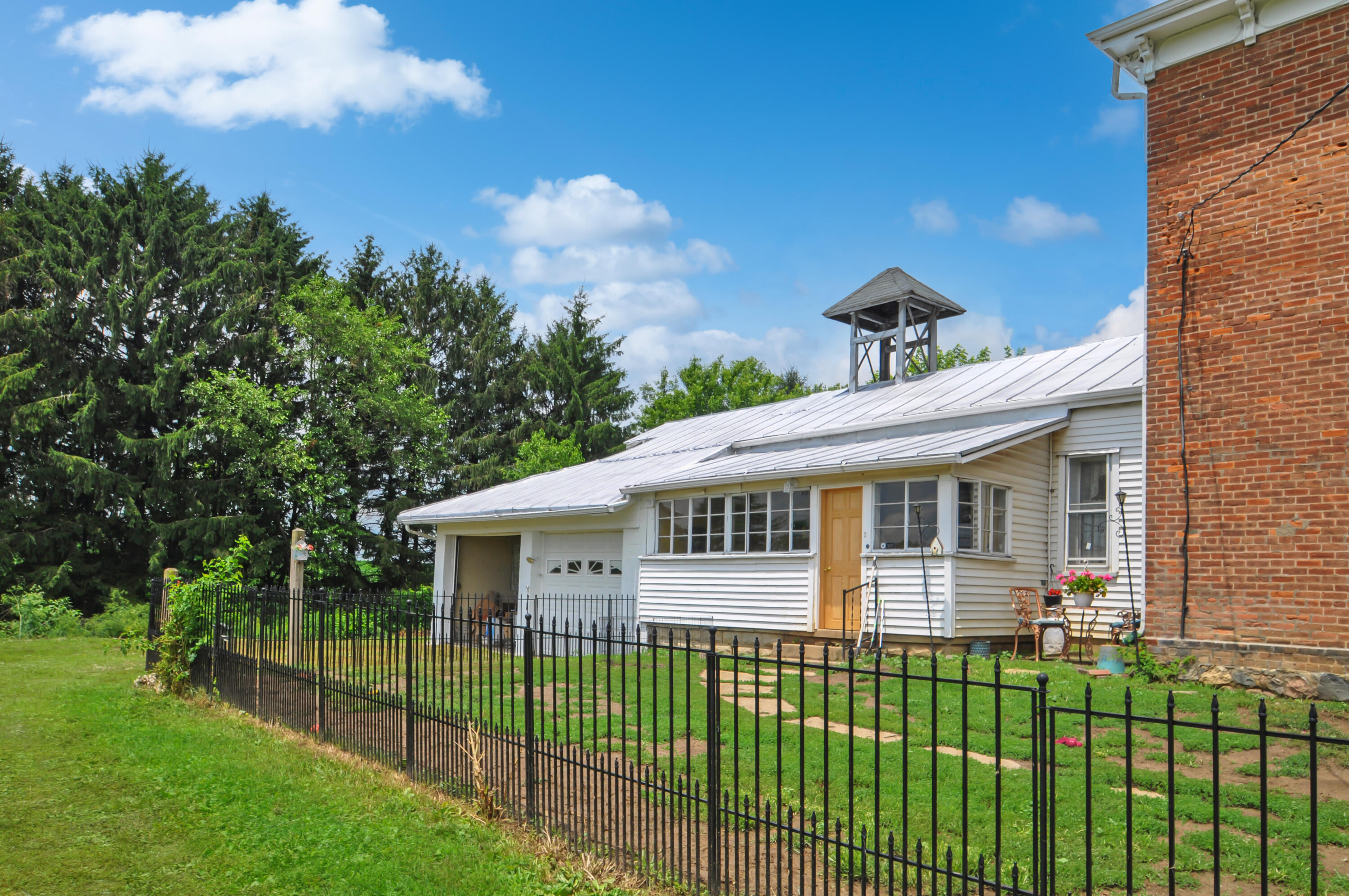 3054 Richmond Palestine Road, New Madison, Ohio 45346
