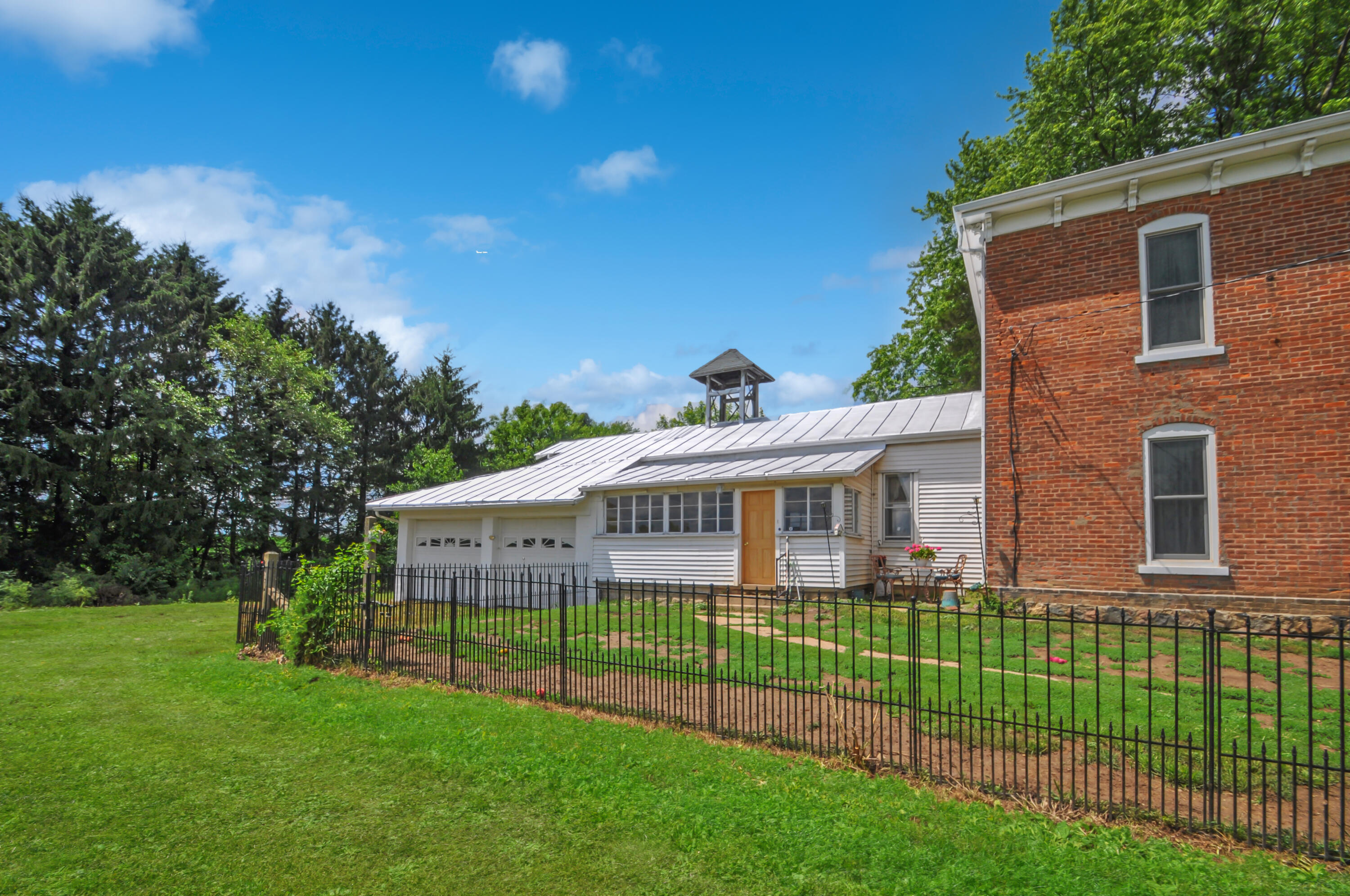 3054 Richmond Palestine Road, New Madison, Ohio 45346