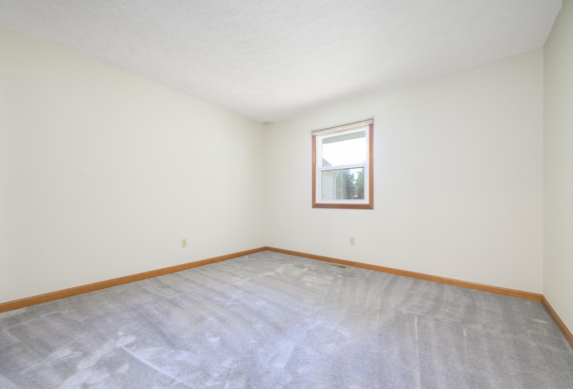 910 Hilltop-12