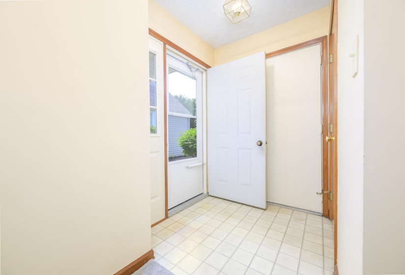 910 Hilltop-1
