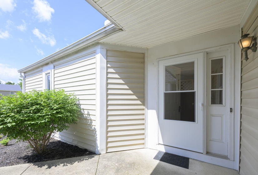 910 Hilltop-34