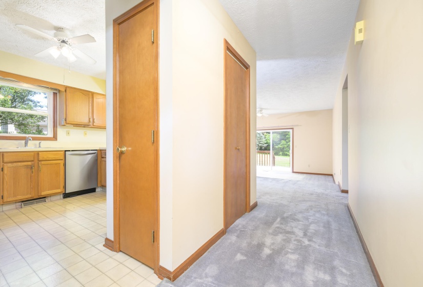 910 Hilltop-2