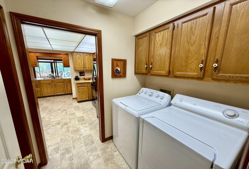 38 La Plas Drive, Findlay, Ohio, 2 Bedrooms Bedrooms, ,2 BathroomsBathrooms,Residential,For Sale,La Plas,307328