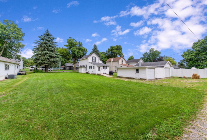 1236 S Detroit Street (Exterior)-13