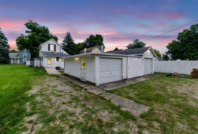 1236 S Detroit Street (Exterior)-14 day