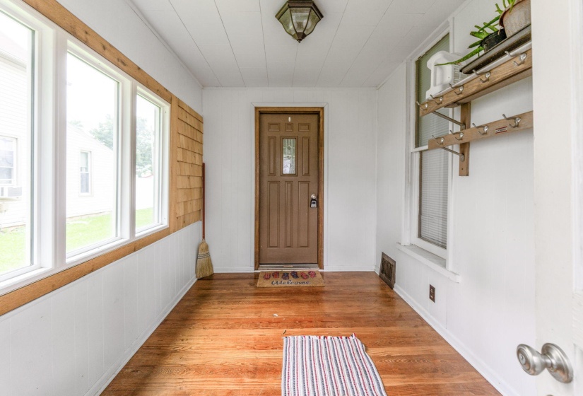 1236 S Detroit Street (Interior)-1
