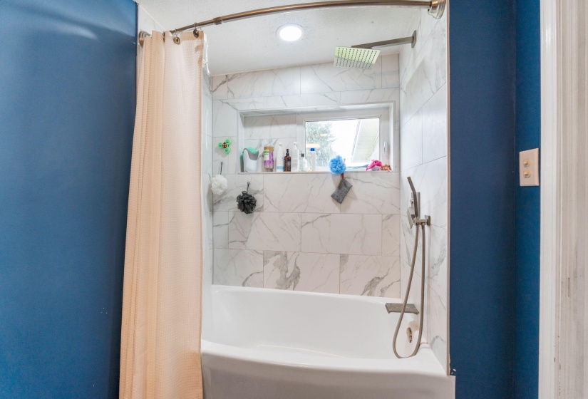 1236 S Detroit Street (Interior)-23