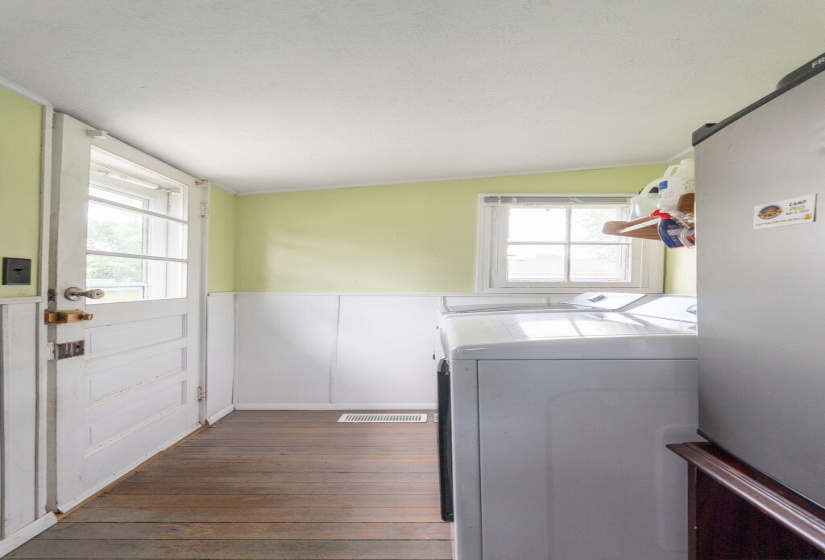 1236 S Detroit Street (Interior)-34