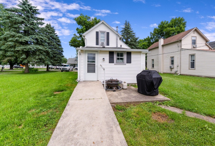 1236 S Detroit Street (Exterior)-10