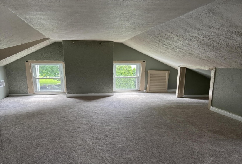 Bedroom 2nd Floor