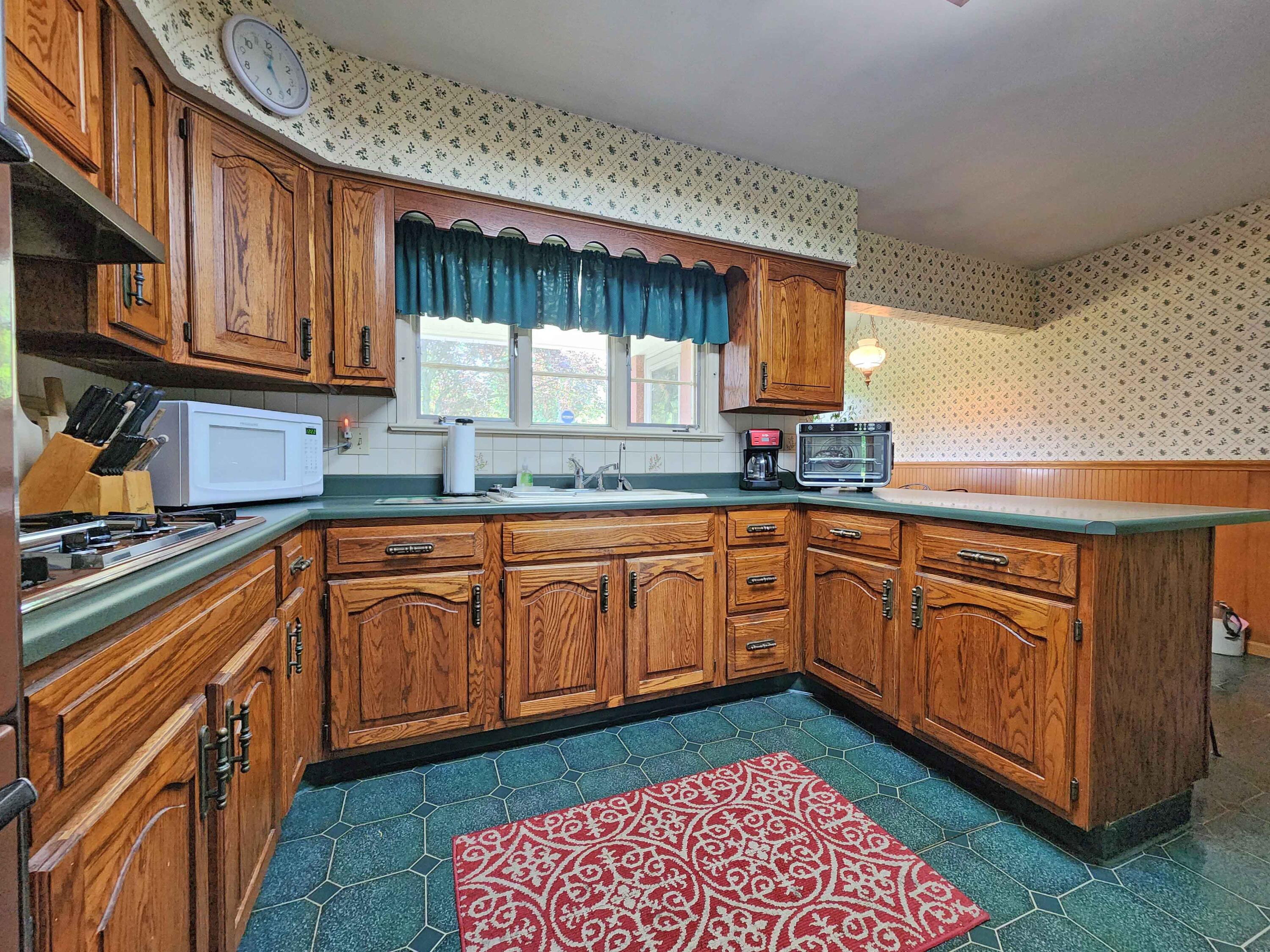 851 County Line Road, Springfield, Ohio 45502