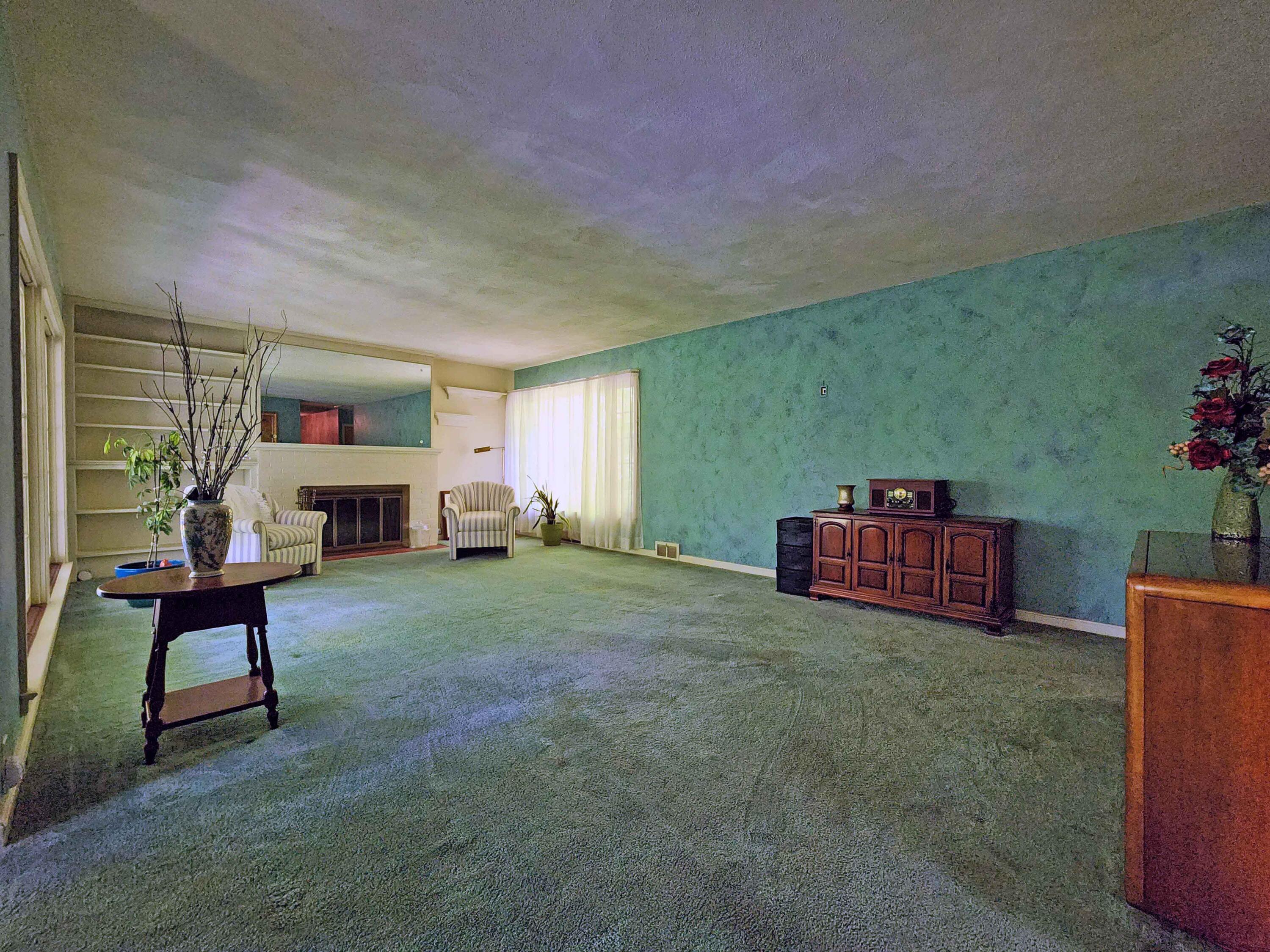851 County Line Road, Springfield, Ohio 45502