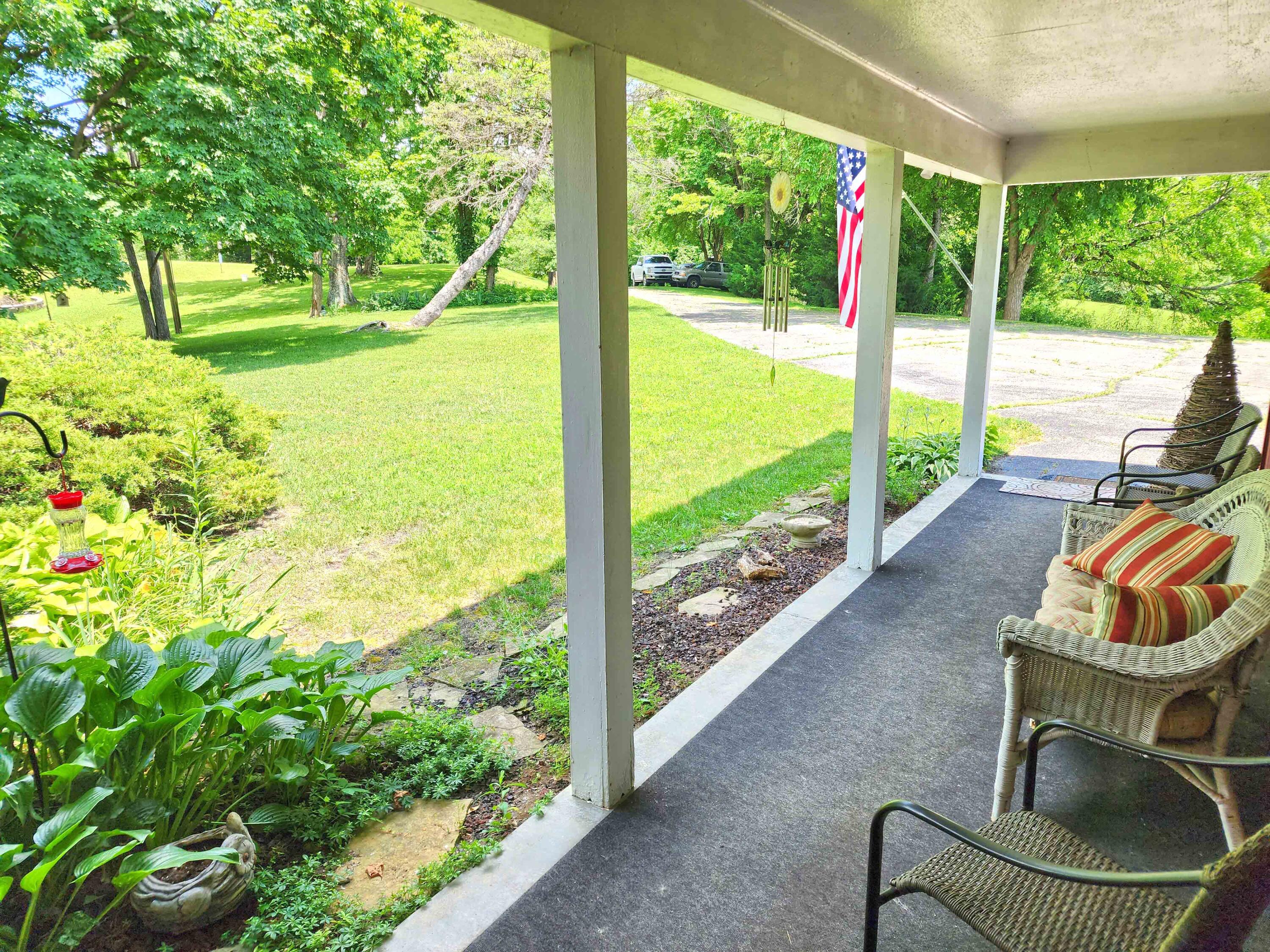 851 County Line Road, Springfield, Ohio 45502