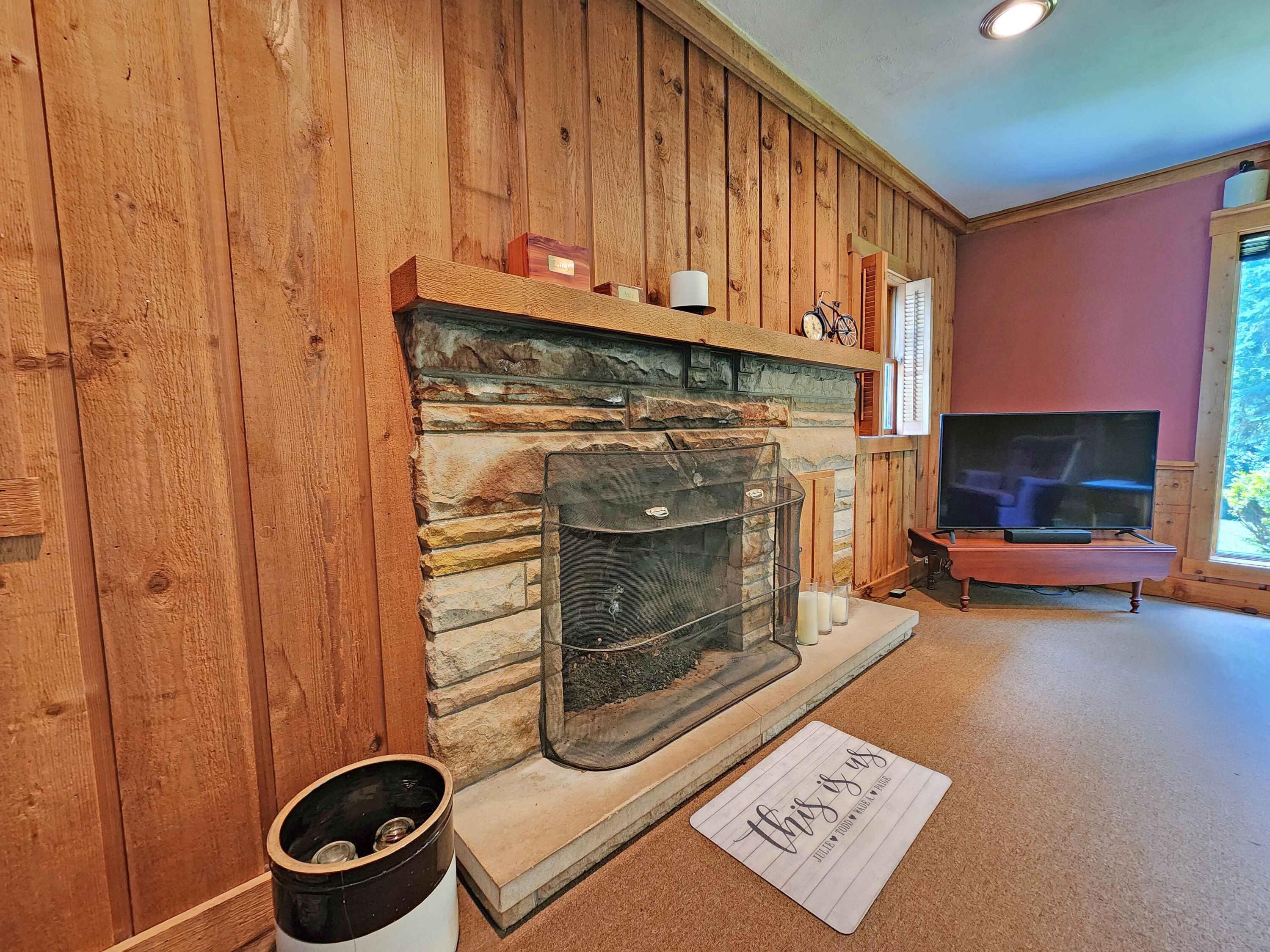 851 County Line Road, Springfield, Ohio 45502