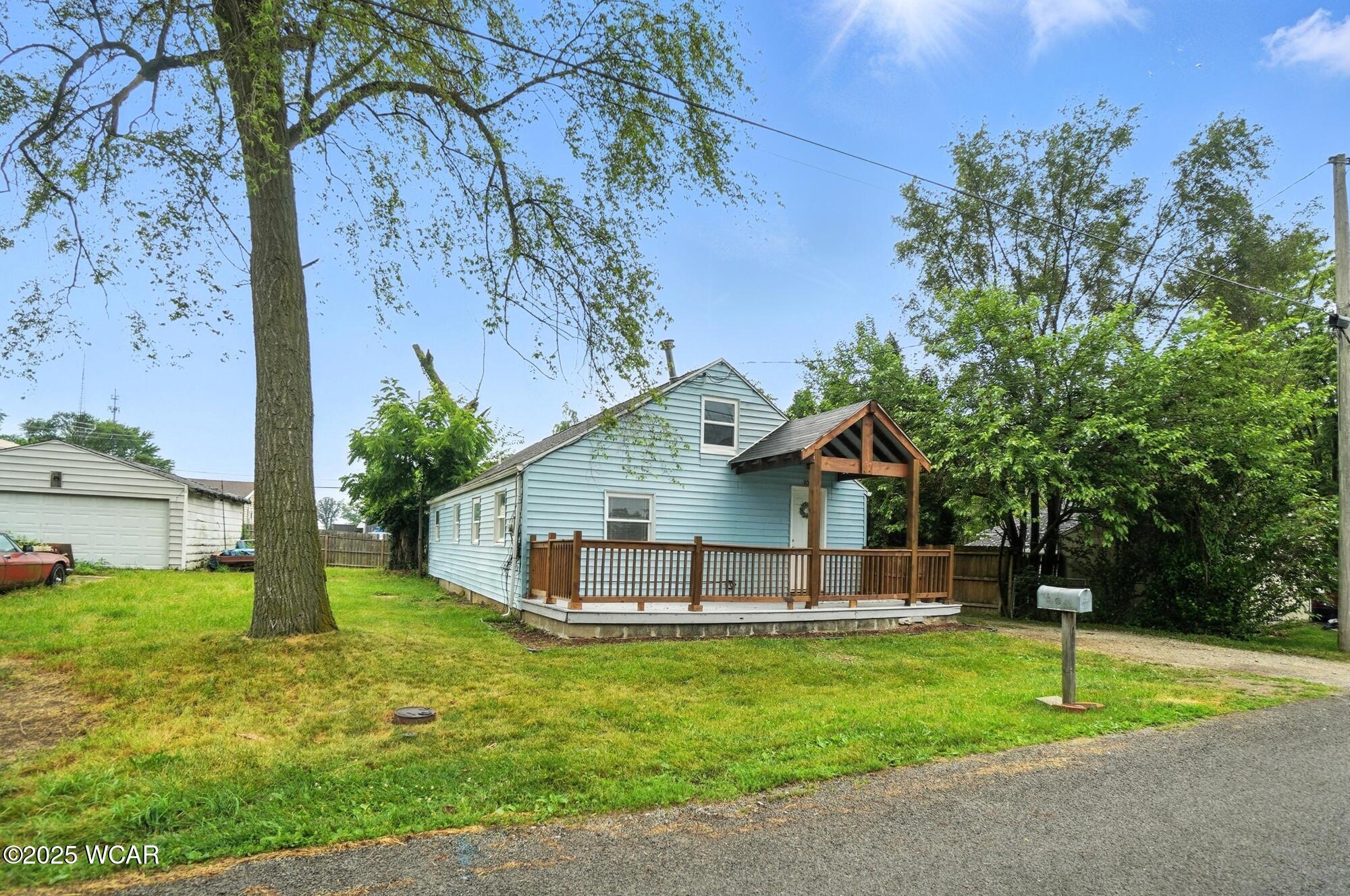 906 Daniels Avenue, Lima, Ohio