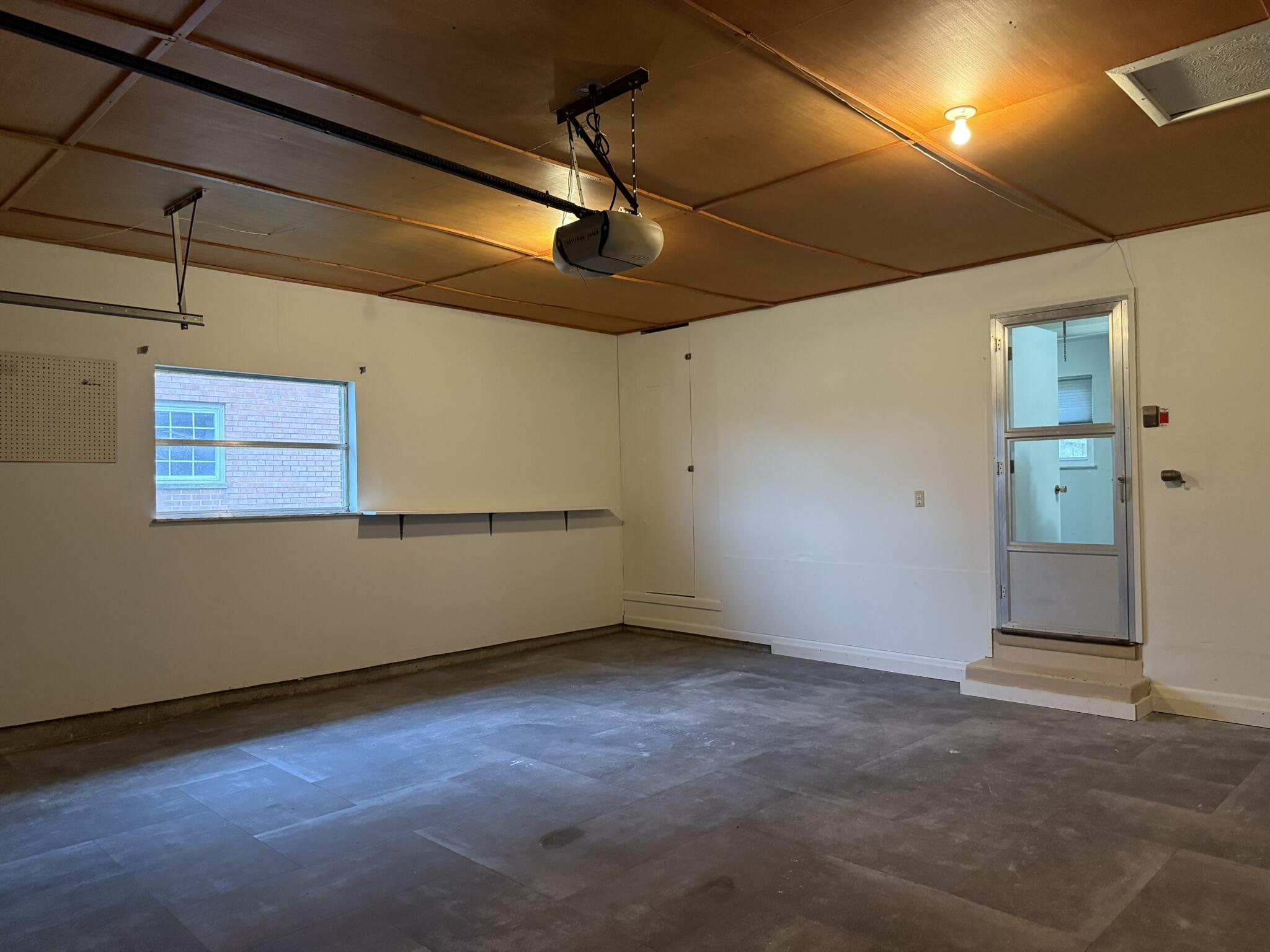 2408 Balsam Drive, Springfield, Ohio 45503