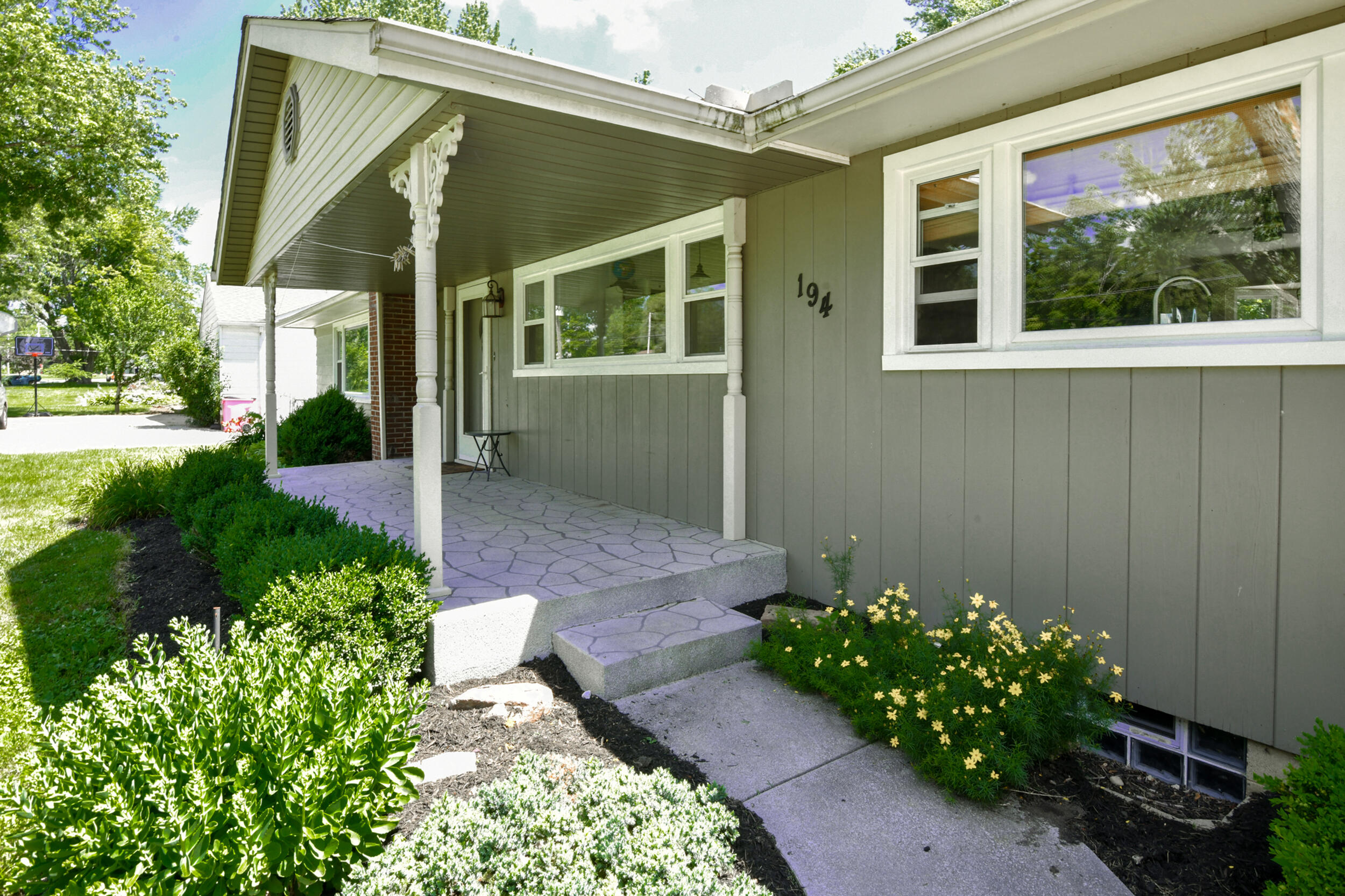 194 Tecumseh, Springfield, Ohio 45506