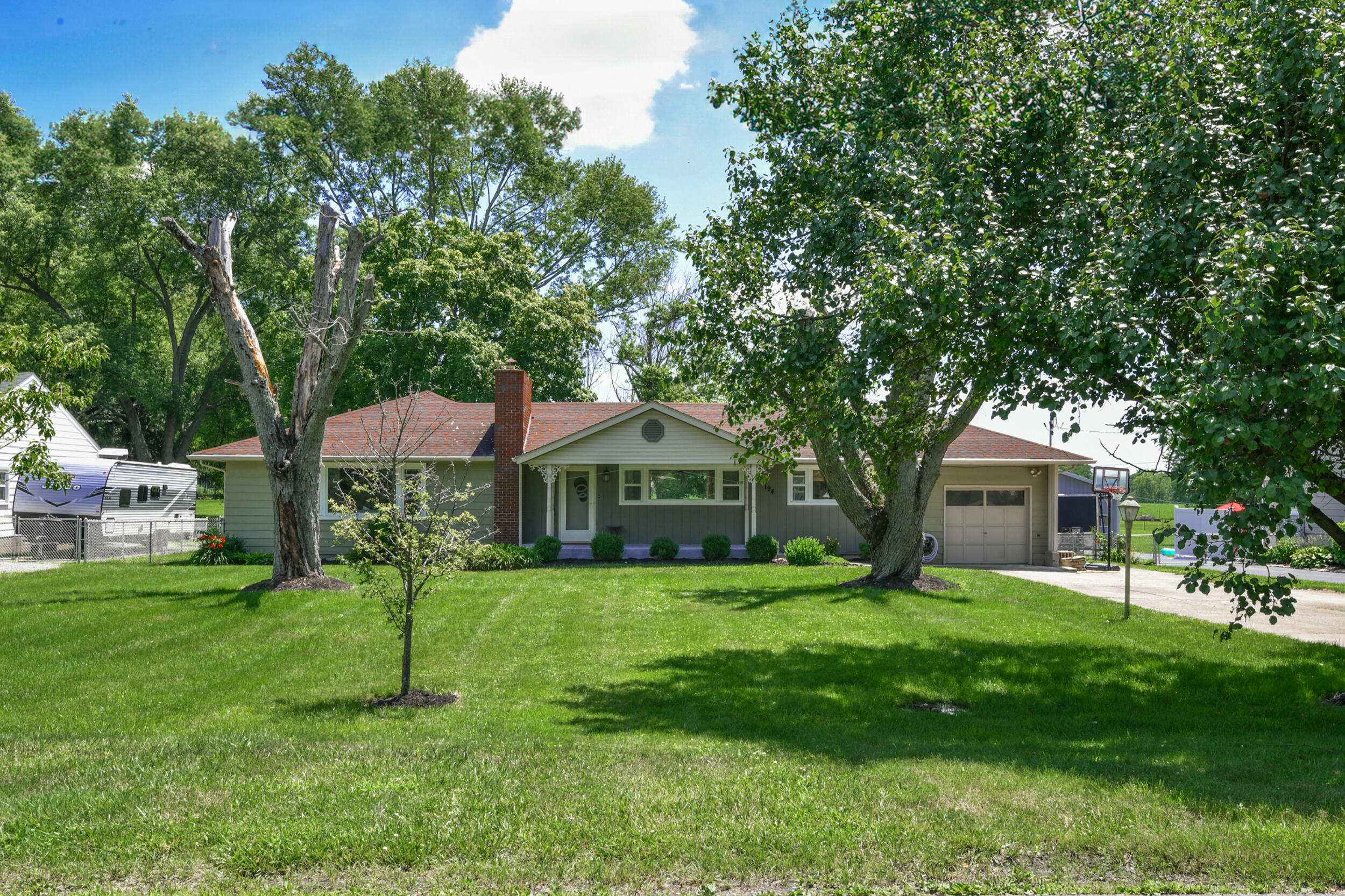 194 Tecumseh, Springfield, Ohio 45506