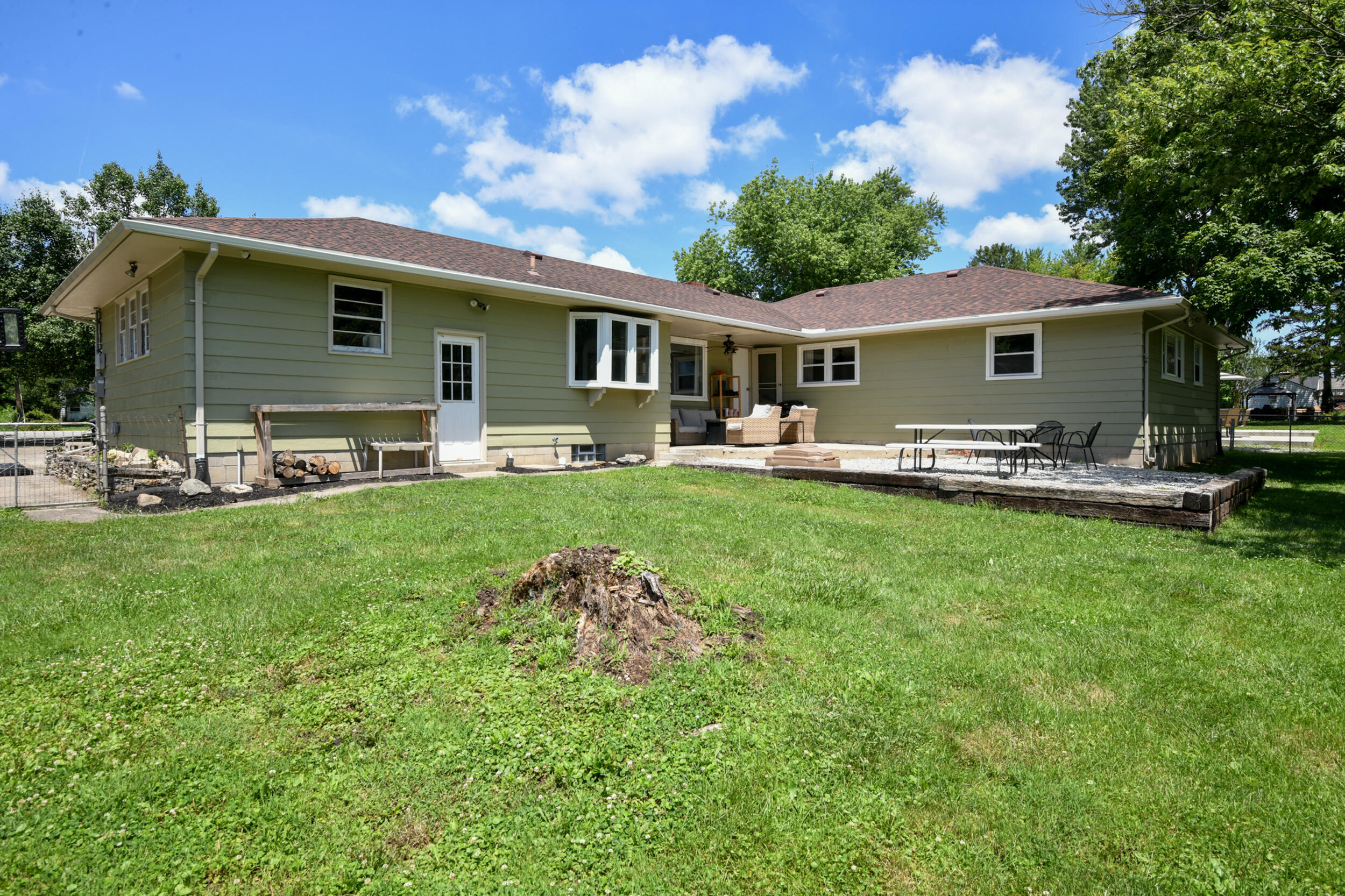 194 Tecumseh, Springfield, Ohio 45506