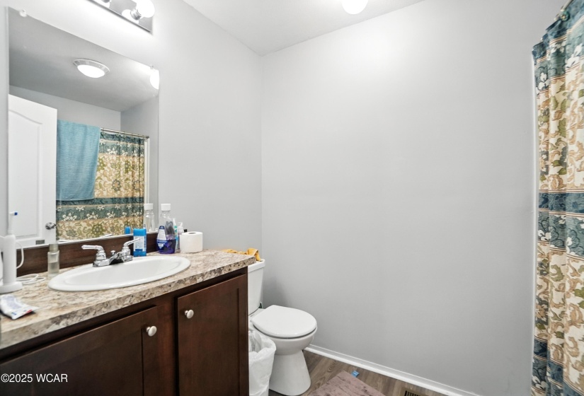 13 Lakeside Drive, Lima, Ohio, 3 Bedrooms Bedrooms, ,2 BathroomsBathrooms,Residential,For Sale,Lakeside,307534