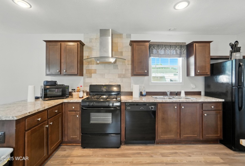 13 Lakeside Drive, Lima, Ohio, 3 Bedrooms Bedrooms, ,2 BathroomsBathrooms,Residential,For Sale,Lakeside,307534