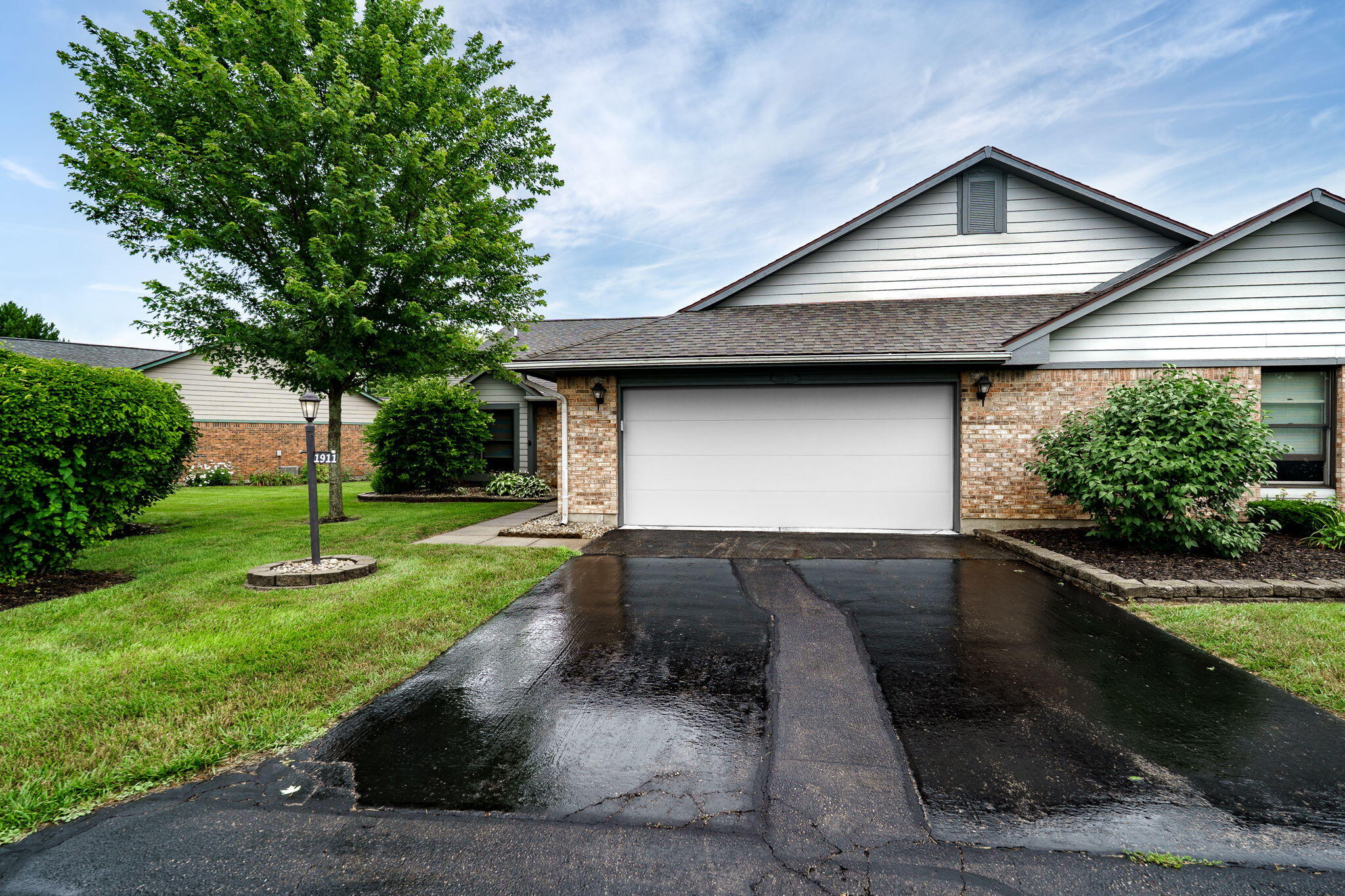 1911 Wedgewood Circle, Springfield, Ohio 45503