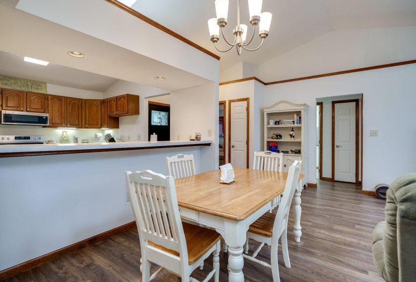 7-web-or-mls-1911-wedgewood-cir