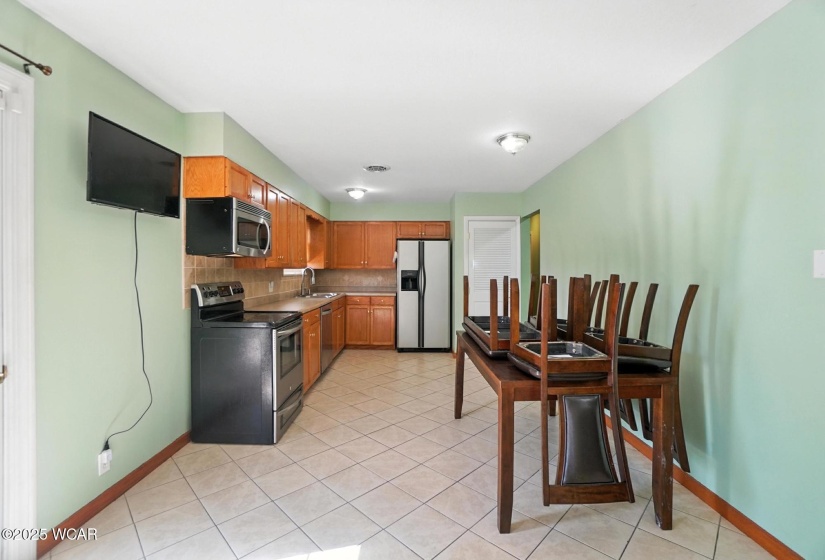 4249 Dixie Highway, Lima, Ohio, 3 Bedrooms Bedrooms, ,2 BathroomsBathrooms,Residential,For Sale,Dixie,307566