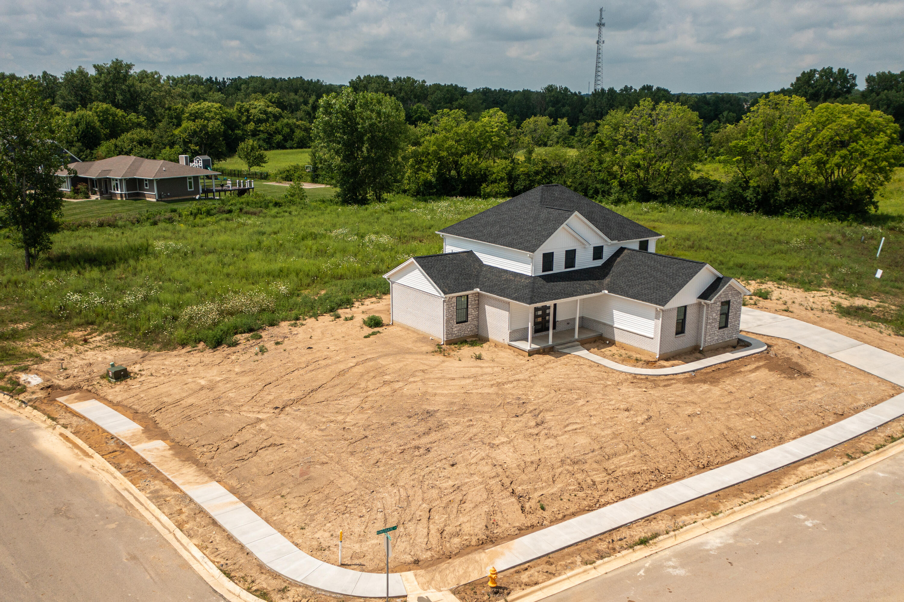 3631 Kingsgate Lane, Springfield, Ohio 45503