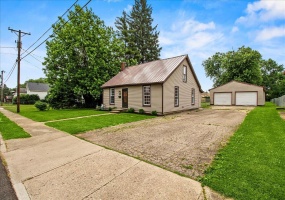 465 Gwynne Street, Urbana, Ohio 43078, 3 Bedrooms Bedrooms, ,1 BathroomBathrooms,Residential,For Sale,Gwynne,1039816