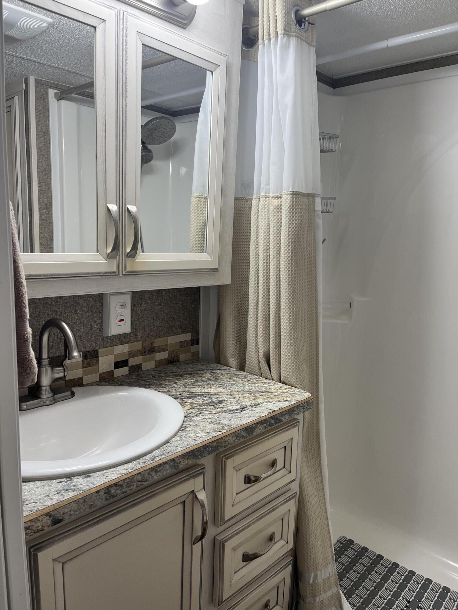 7225 State Route 368, Huntsville, Ohio 43324