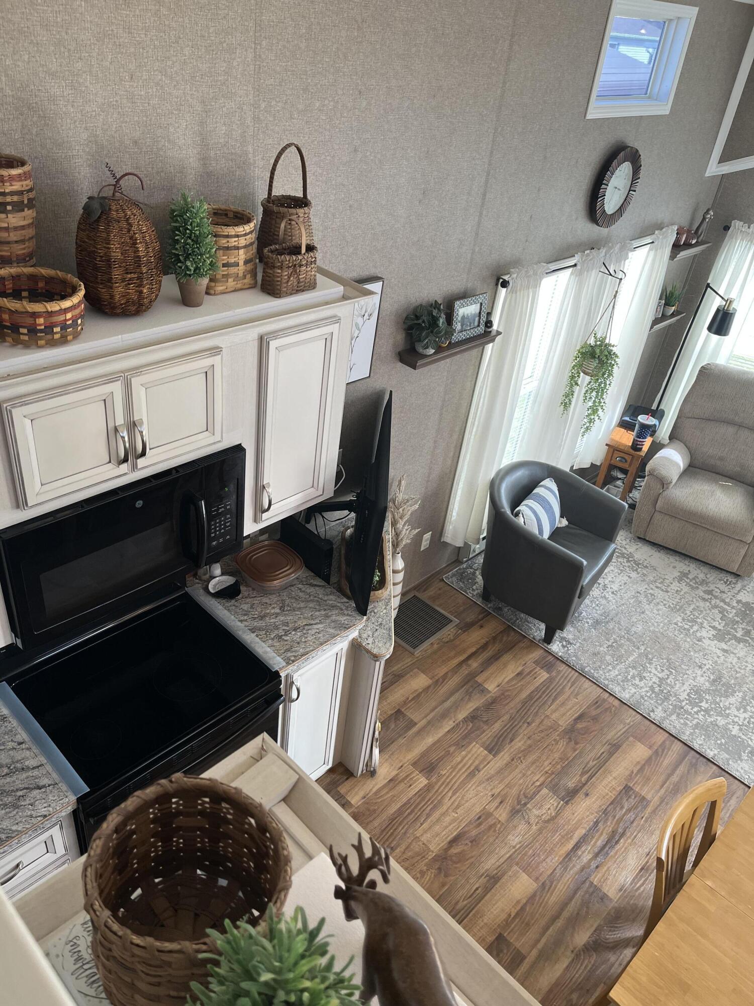 7225 State Route 368, Huntsville, Ohio 43324