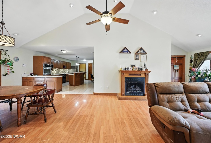 11885 County Road 12, Rawson, Ohio, 3 Bedrooms Bedrooms, ,2 BathroomsBathrooms,Residential,For Sale,County Road 12,307572