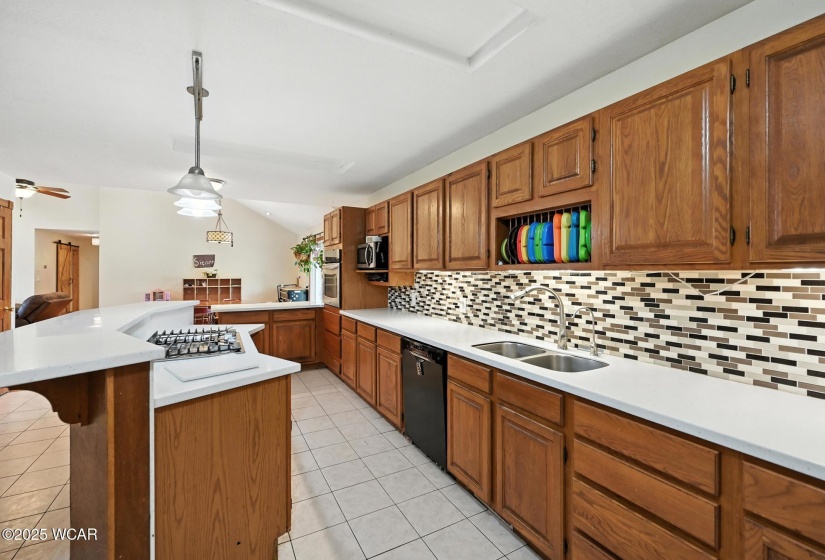 11885 County Road 12, Rawson, Ohio, 3 Bedrooms Bedrooms, ,2 BathroomsBathrooms,Residential,For Sale,County Road 12,307572
