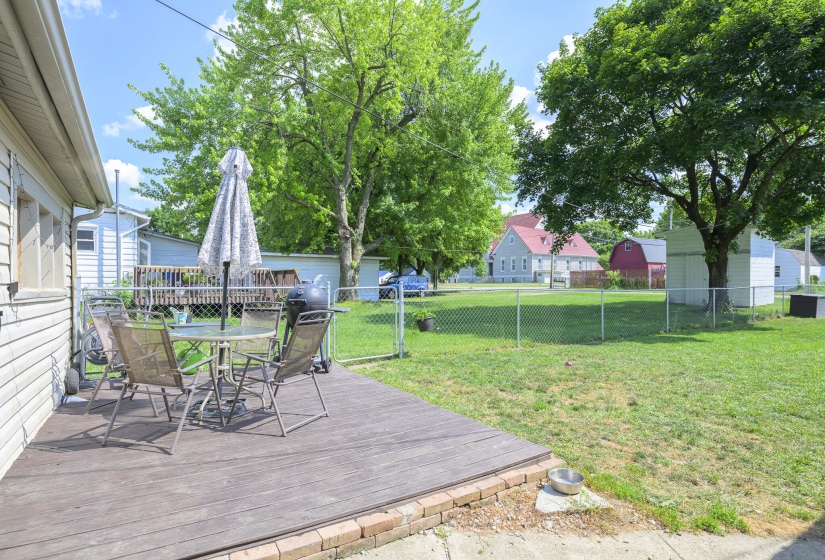 208 E Main-18