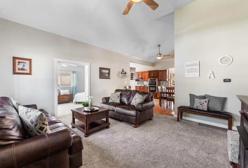 11172 Newland Dr (Interior)-1