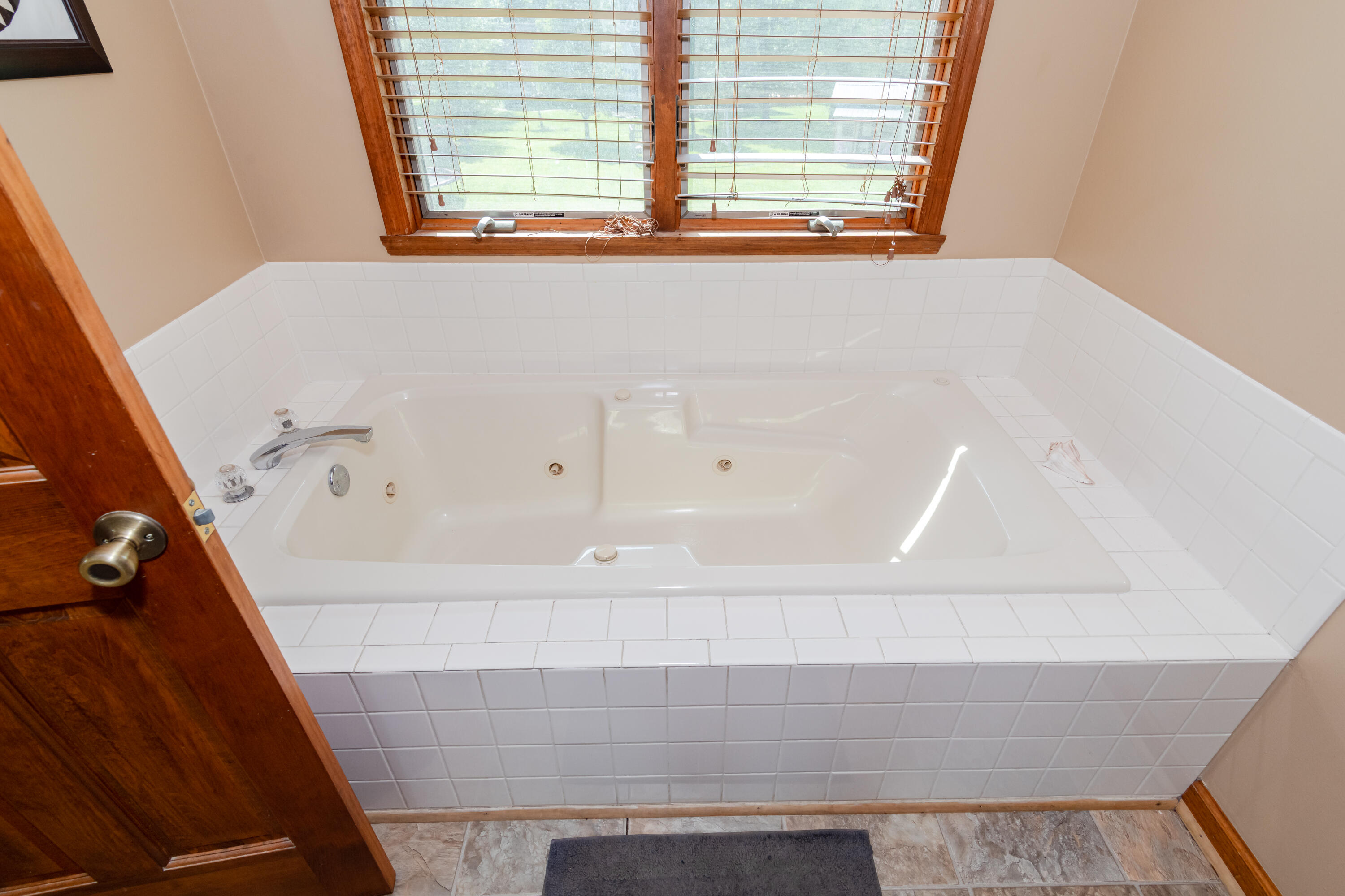 2385 Ashbrook Drive, Springfield, Ohio 45502