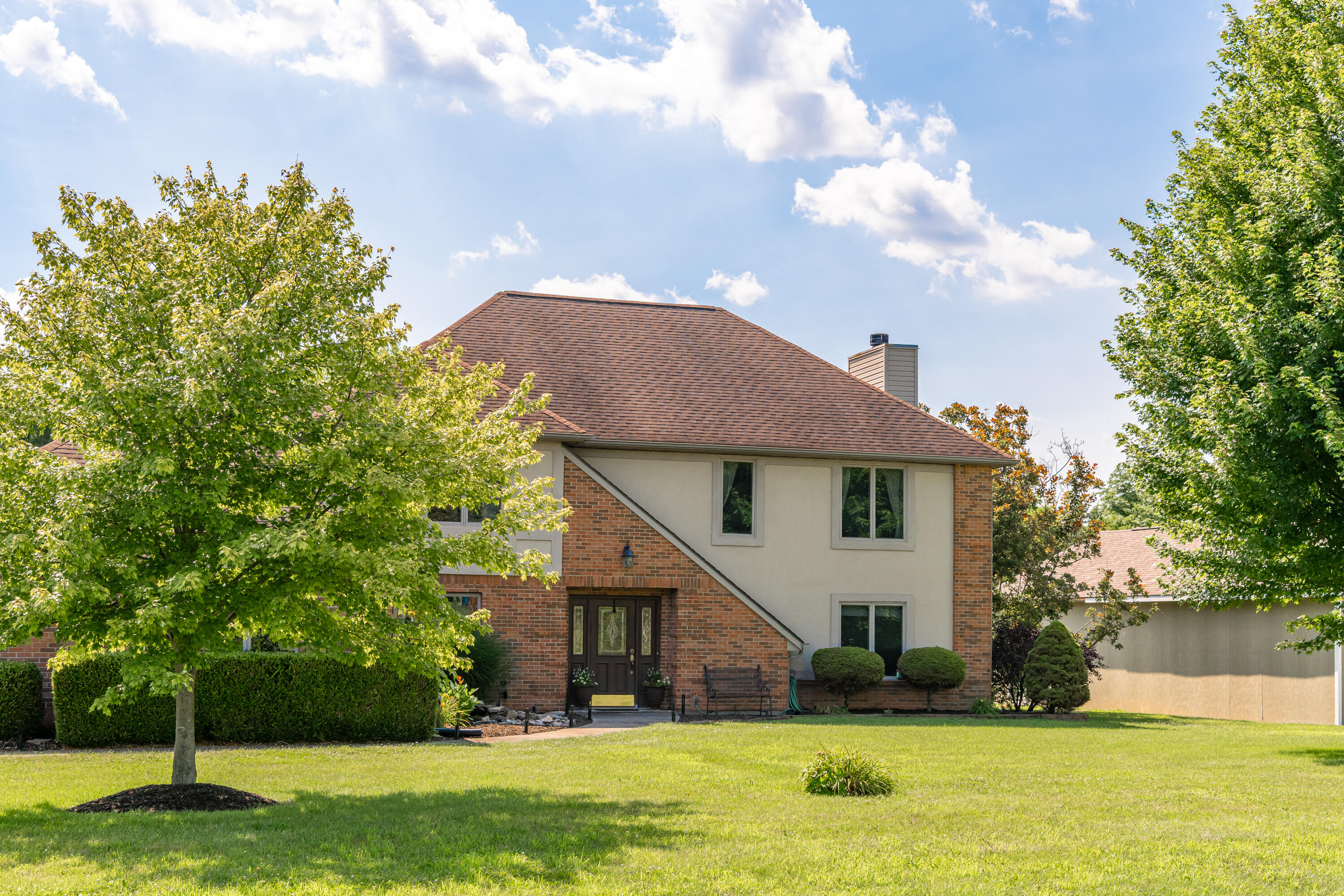 2385 Ashbrook Drive, Springfield, Ohio 45502