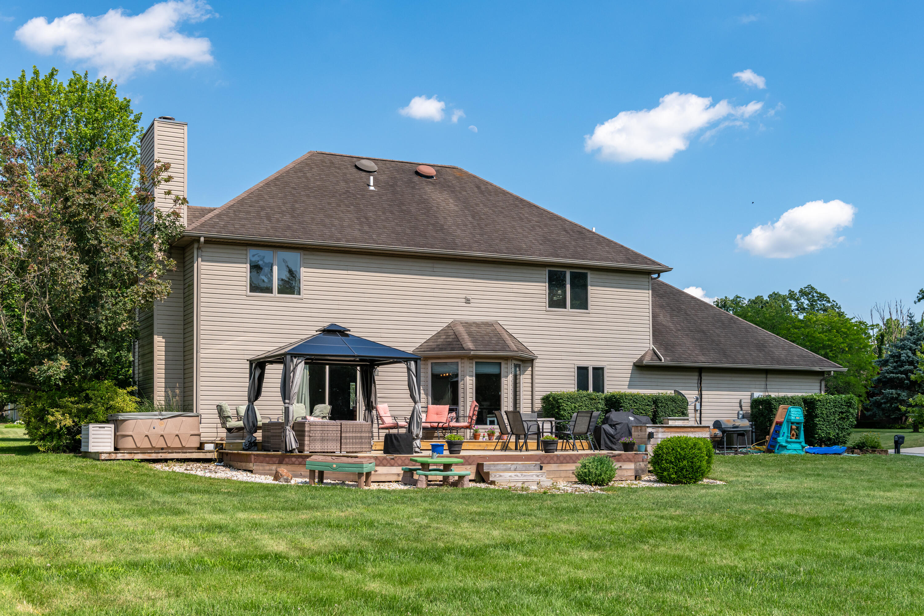 2385 Ashbrook Drive, Springfield, Ohio 45502