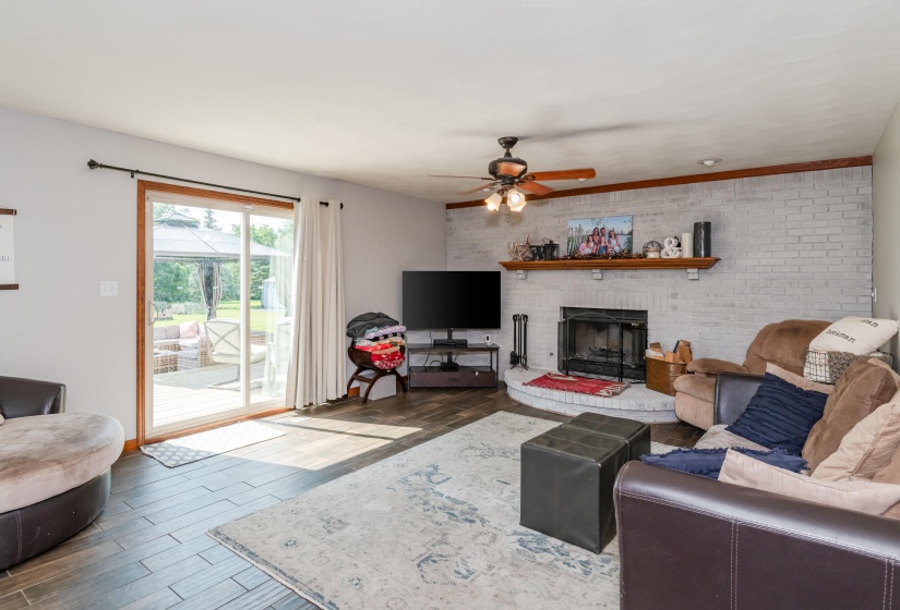 2385 Ash Brook Dr 23
